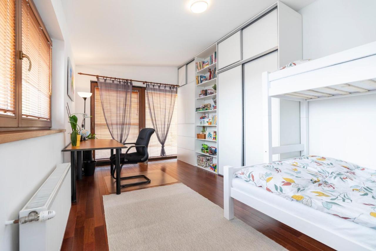 Beautiful And Romantic Penthouse With Two Terraces Bratislava Ngoại thất bức ảnh