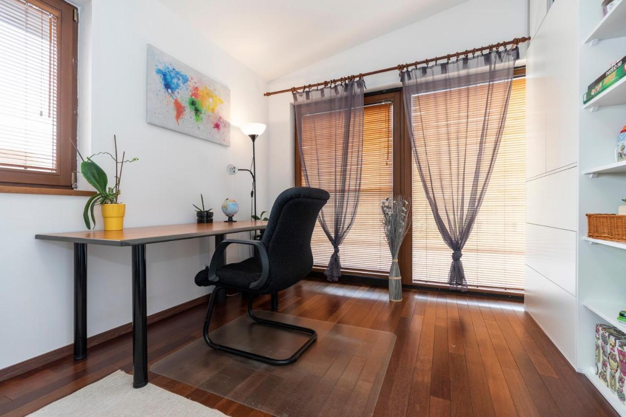 Beautiful And Romantic Penthouse With Two Terraces Bratislava Ngoại thất bức ảnh